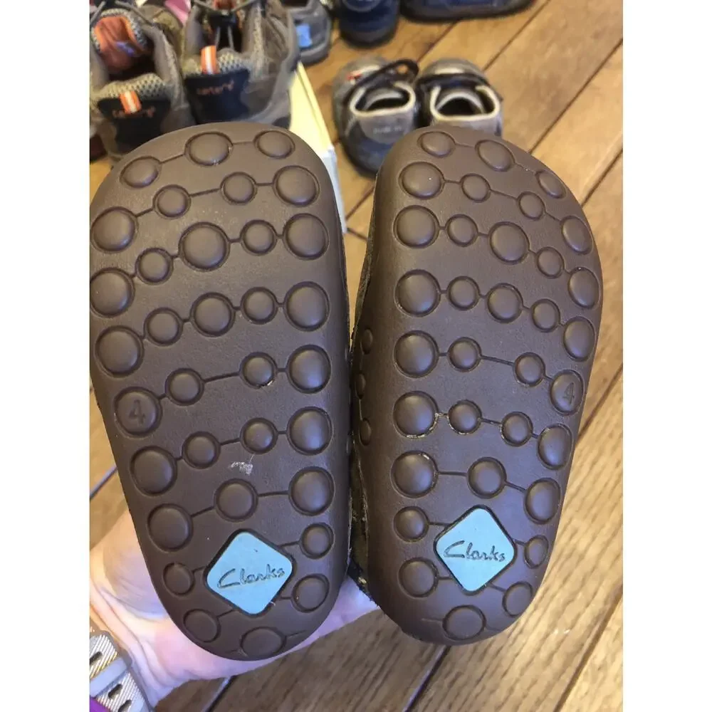 Clark's Brown And Blue Sneakers size 4.5